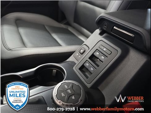 Used 2024 Ford Bronco Black Diamond AWD/4WD image 23