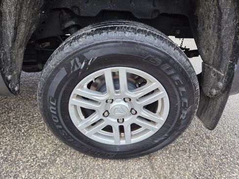 Used 2017 Toyota Tundra SR5 w/ SR5 Upgrade Package image 7