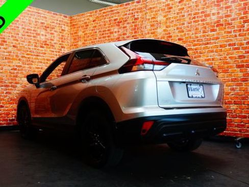 Used 2024 Mitsubishi Eclipse Cross LE AWD/4WD image 5