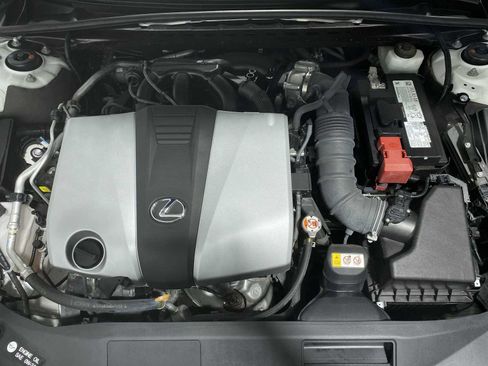 Used 2024 Lexus ES 350 w/ Premium Package FWD image 9