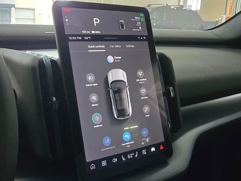 New 2026 Volvo EX30 Cross Country Ultra w/ Protection Package Premier image 25