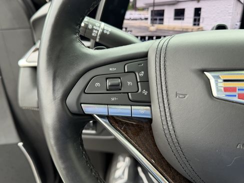 Used 2023 Cadillac Escalade Sport Platinum AWD/4WD image 16