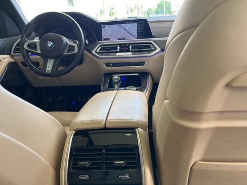 Used 2022 BMW X5 xDrive40i w/ M Sport Package AWD/4WD image 30