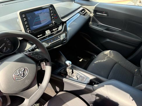 Used 2021 Toyota C-HR LE image 16