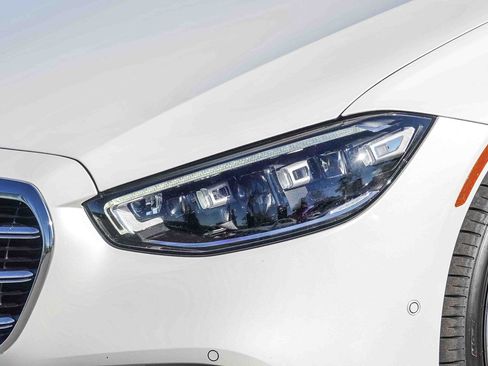 Certified 2023 Mercedes-Benz S 580 4MATIC Sedan image 8