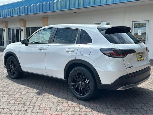 New 2026 Honda HR-V Sport image 3