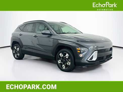 Used 2025 Hyundai Kona SEL AWD/4WD image 1