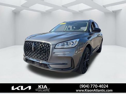 Used 2023 Lincoln Corsair Reserve w/ Jet Appearance Package image 7