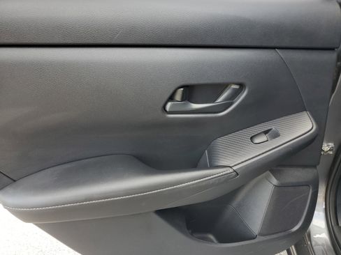 Used 2024 Nissan Sentra S FWD image 11
