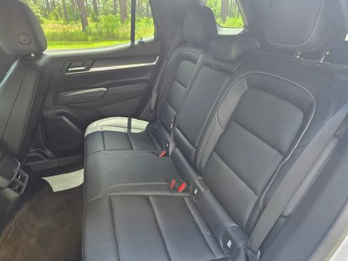 Used 2026 GMC Terrain Elevation w/ Elevation Premium Package AWD/4WD image 16