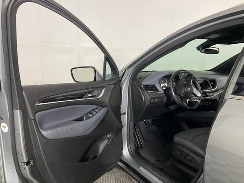 Used 2024 Buick Enclave Essence w/ Sport Touring Edition AWD/4WD image 24
