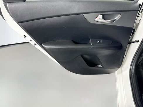 Used 2019 Kia Forte LXS FWD image 25