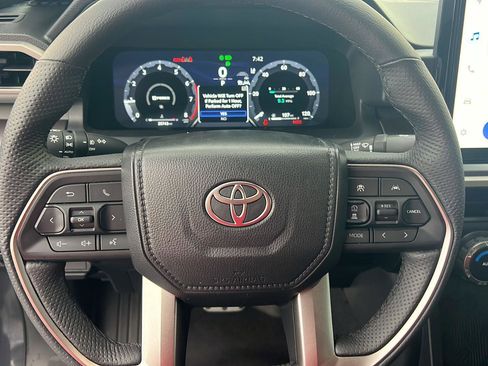 Certified 2025 Toyota Tacoma TRD Sport image 20