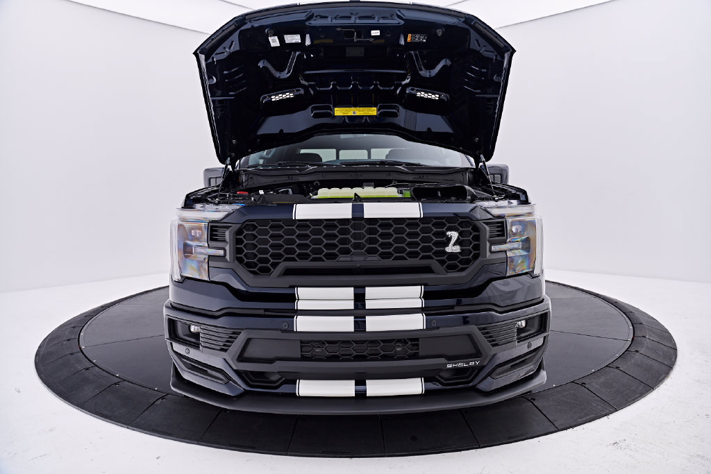 Used 2025 Ford F150 Lariat w/ Equipment Group 502A High AWD/4WD image 18