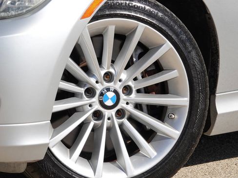 Used 2011 BMW 335d Sedan RWD image 28
