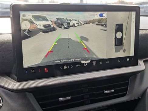 Used 2025 Ford Explorer ST image 17