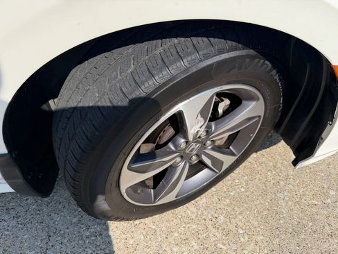 Used 2019 Honda Odyssey Touring image 9