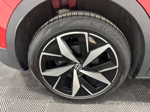 Used 2023 Volkswagen ID.4 Pro S image 39