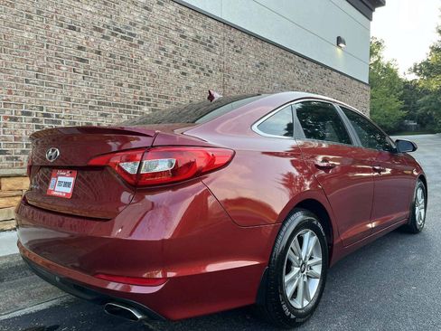 Used 2015 Hyundai Sonata SE FWD image 5