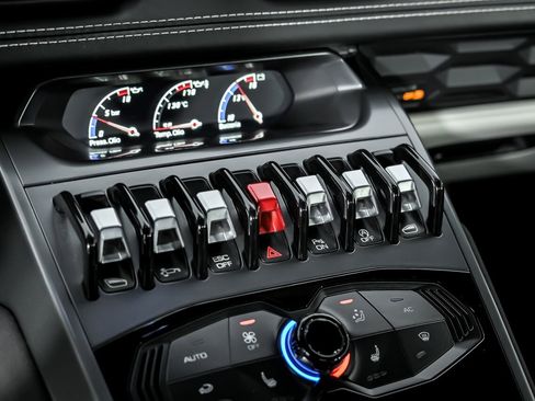 Used 2018 Lamborghini Huracan LP 580-2 image 36