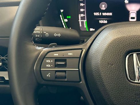 Certified 2025 Honda Accord EX-L image 28