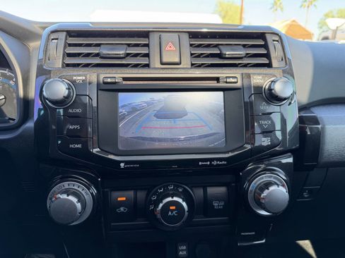 Used 2016 Toyota 4Runner Trail Premium image 31