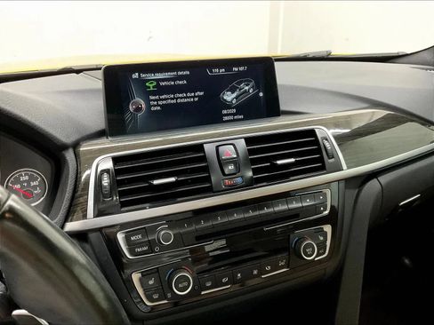 Used 2016 BMW M4 Coupe RWD image 21