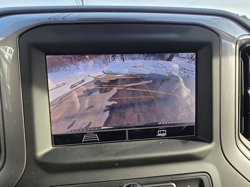 Used 2022 Chevrolet Silverado 1500 W/T w/ WT Value Package image 17