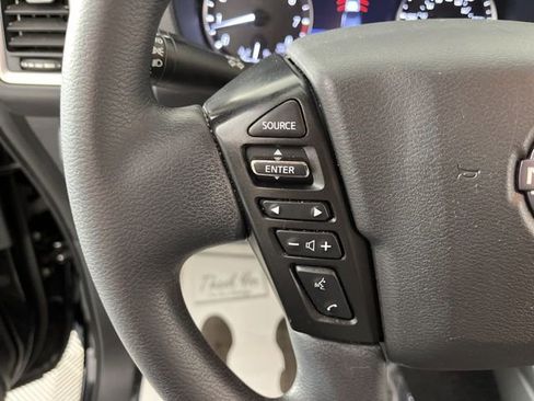 Used 2023 Nissan Frontier SV w/ Technology Package image 23