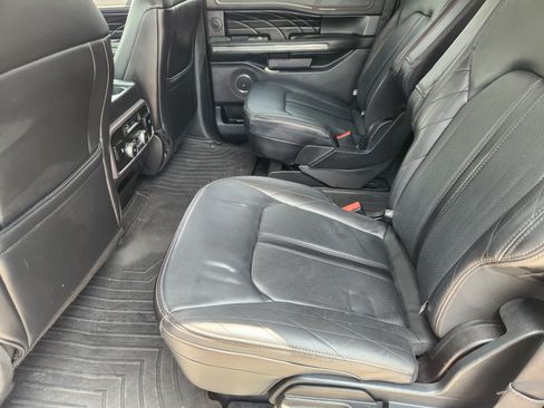 Used 2019 Ford Expedition Max Platinum AWD/4WD image 31