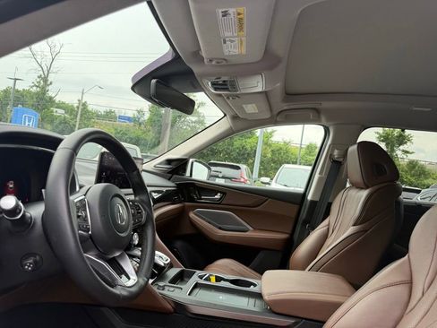 Used 2025 Acura MDX SH-AWD w/ Advance Package image 9