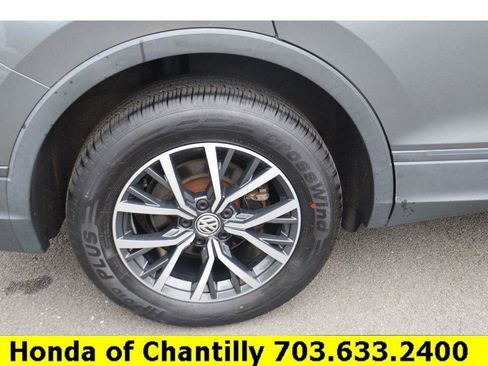 Used 2021 Volkswagen Tiguan S FWD image 29