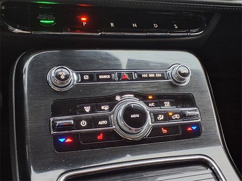 Certified 2023 Lincoln Nautilus FWD w/ Premium Package image 18