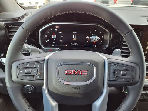 New 2026 GMC Sierra 1500 Elevation image 8