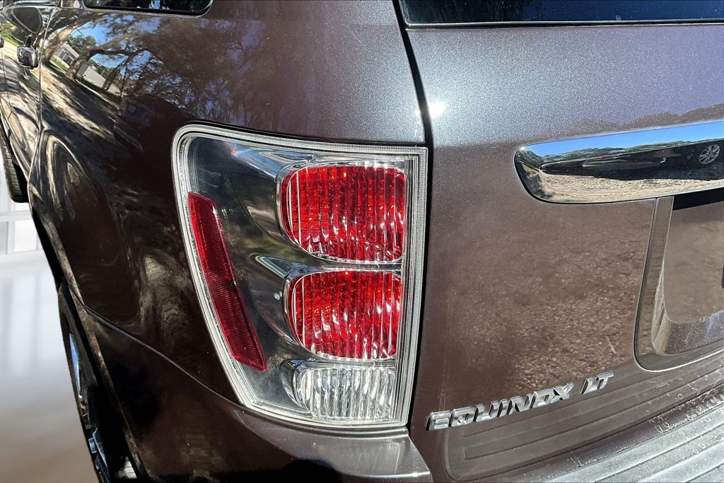 Used 2008 Chevrolet Equinox LT w/ Chrome And Sound Package AWD/4WD image 19