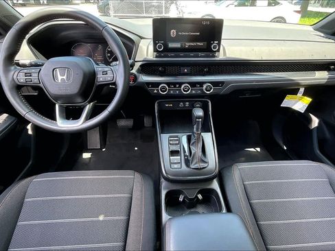 Used 2024 Honda CR-V Sport image 14