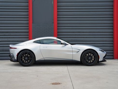 Used 2020 Aston Martin V8 Vantage Coupe RWD image 6