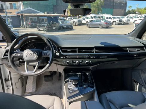 Used 2018 Audi Q7 3.0T Premium Plus w/ Premium Plus Package AWD/4WD image 18