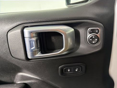 Certified 2023 Jeep Wrangler Sport S image 10