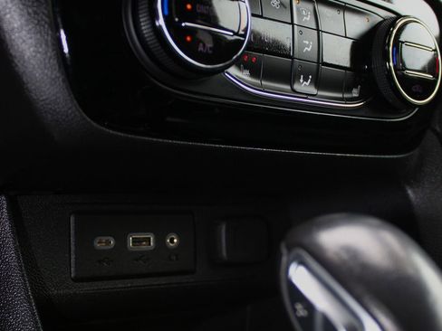 Used 2020 Buick Encore GX Select w/ Sport Touring Package image 33