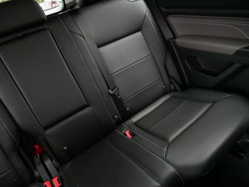 Certified 2023 Volkswagen Atlas SEL AWD/4WD image 14