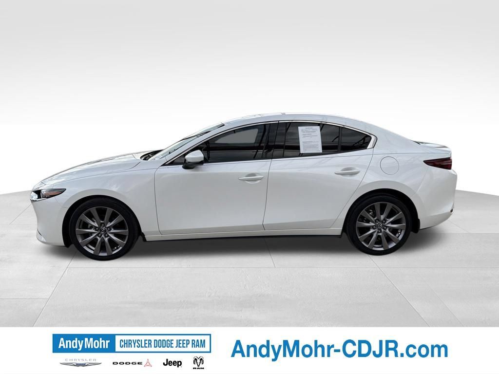 Used 2019 MAZDA MAZDA3 Sedan w/ Premium Package FWD image 4