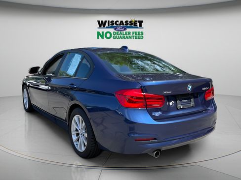 Used 2017 BMW 320i xDrive Sedan AWD/4WD image 24
