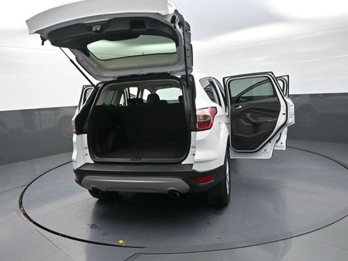 Used 2017 Ford Escape SE image 36