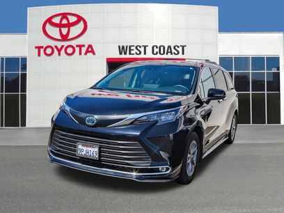 Used 2024 Toyota Sienna XLE w/ XLE Plus Package