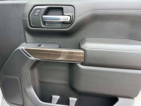 Used 2021 Chevrolet Silverado 1500 RST image 20