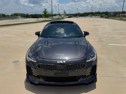 Used 2023 Kia Stinger GT2 RWD image 7