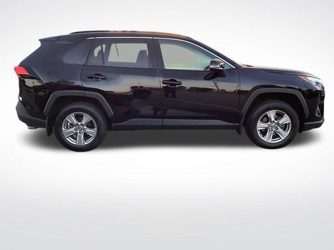 Used 2022 Toyota RAV4 XLE w/ Convenience Package AWD/4WD image 12
