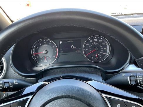 Used 2023 Kia Forte GT-Line w/ GT-Line Premium Package image 11