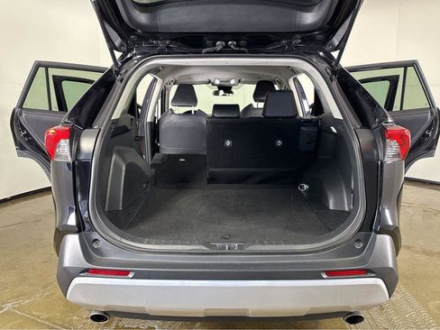 Used 2024 Toyota RAV4 Adventure image 17